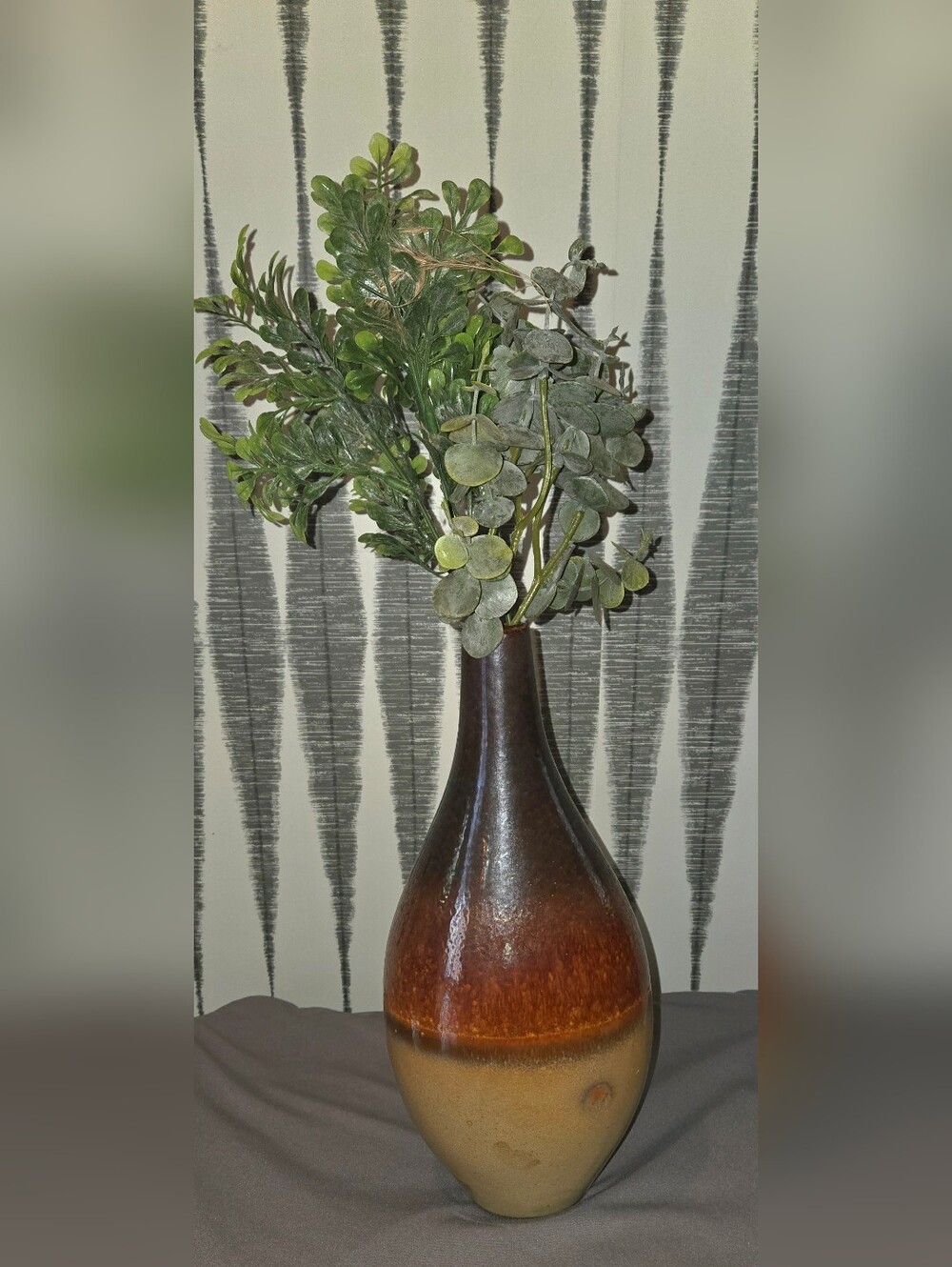 Decorative Brown & Tan Ceramic Vase – Rustic Farmhouse Decor